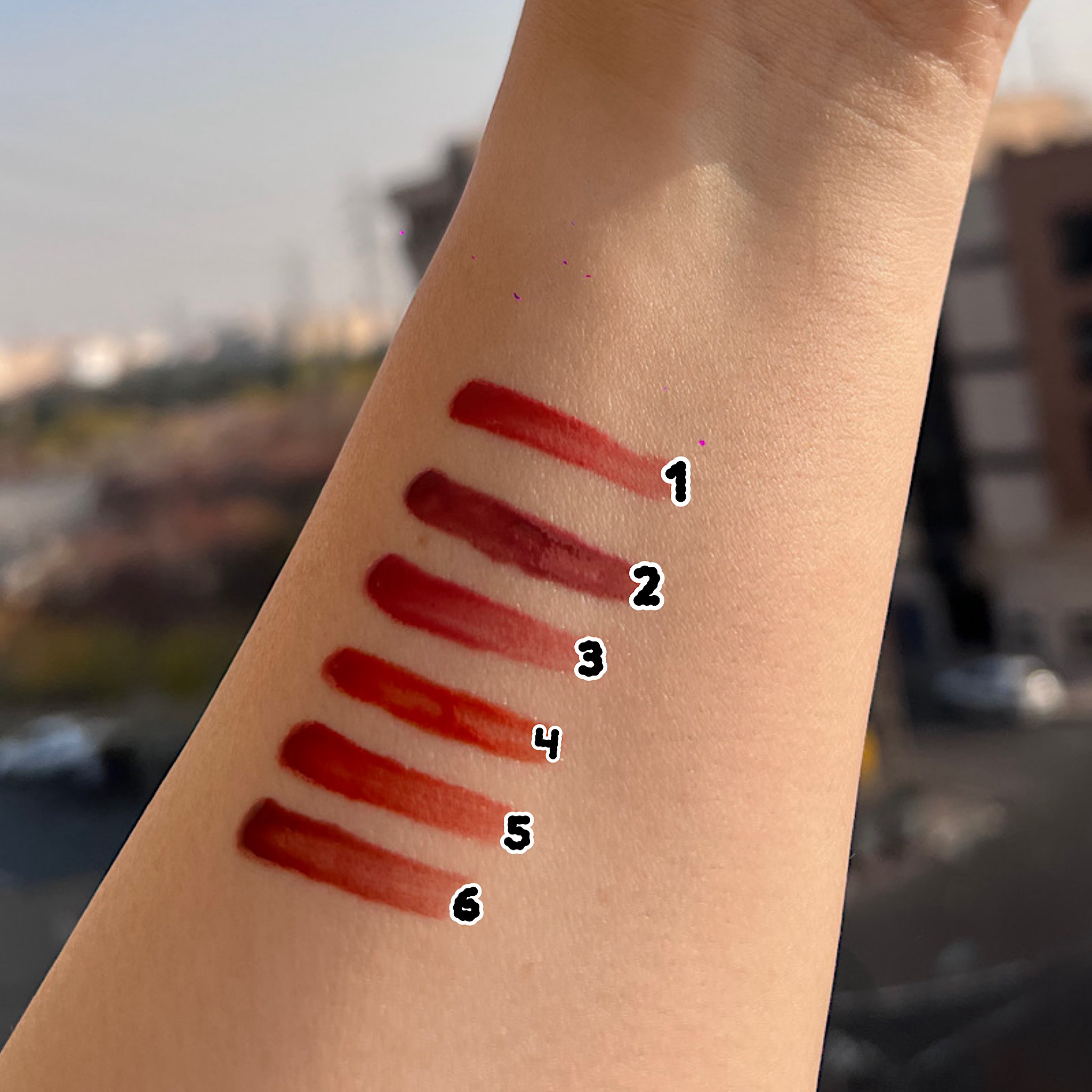 رژ مایع خیس Miss Lara شماره 5-0